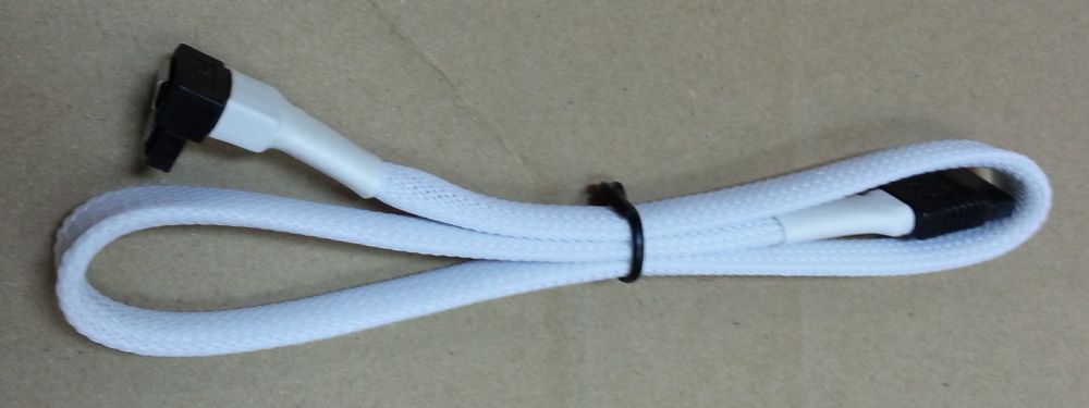 Кабель SATA Nanoxia SATA3 (6Gb/s) Cable 45см, угловой разъем, белый NXS6G4W