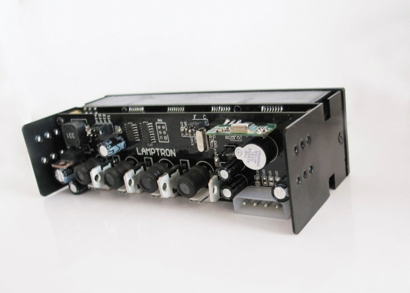 5,25 Панель Lamptron Fan Controller FC10