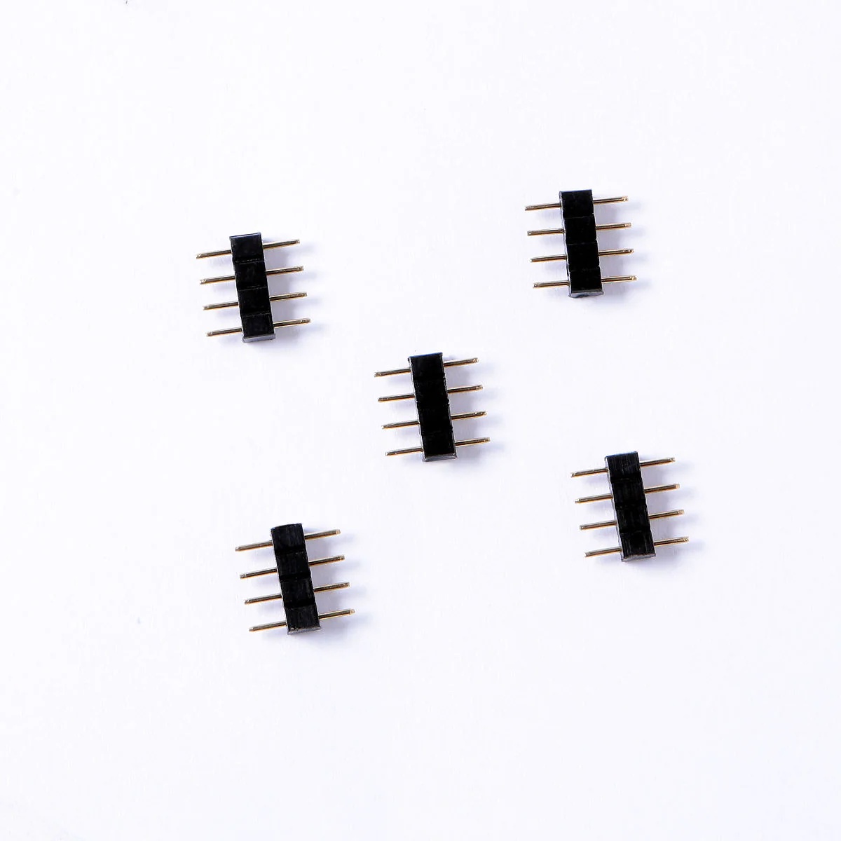 Разветвитель GELID Solutions RGB LED 1-TO-4 SPLITTER CA-RGB-01