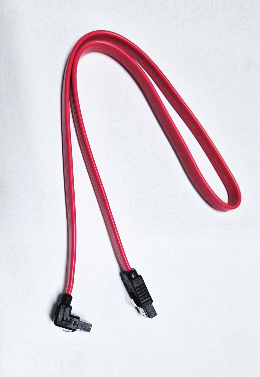 Кабель SATA Generic интерфейсный 45см угловой с защёлками SATA 26 AWG
