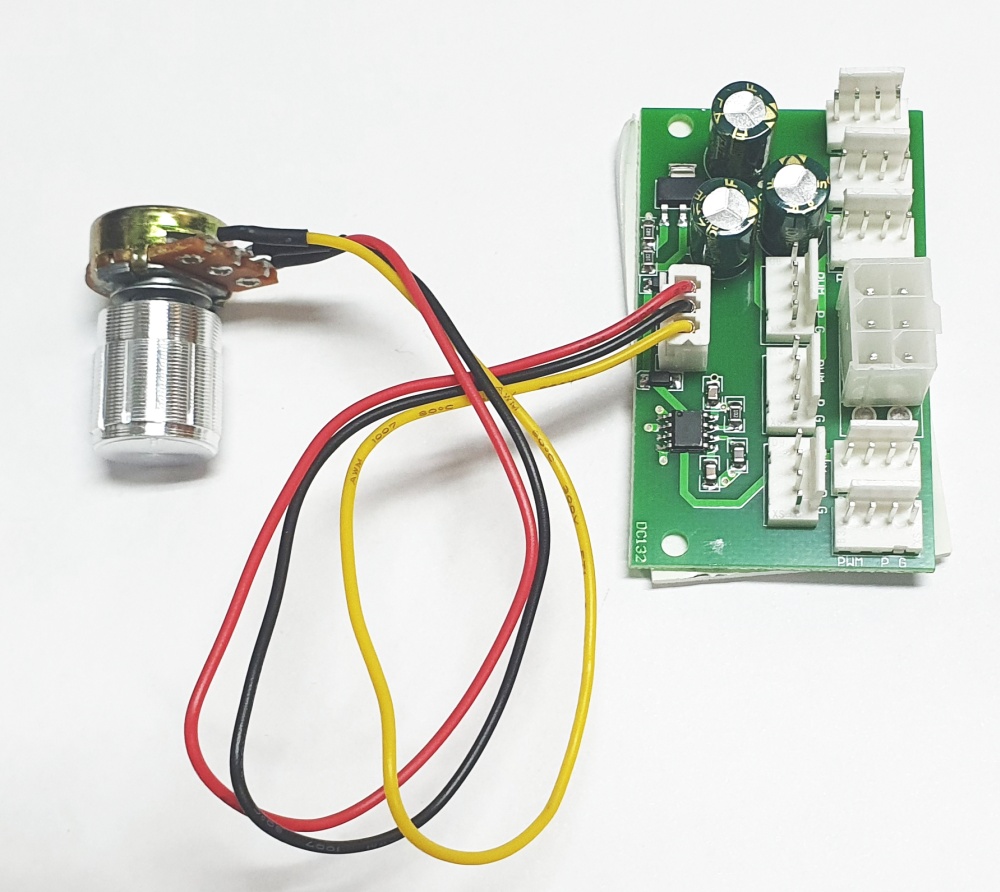 Регулятор скорости CoolerA Speed controller PWM-8 PCIE 6PIN